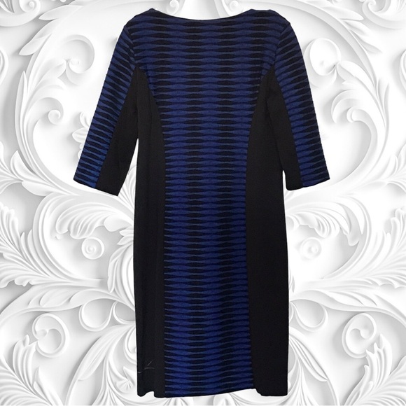 Emma & Michele Black And Blue Knit Bodycon Longer Length Sleeves - Picture 2 of 2